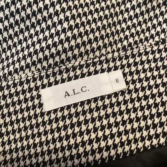 A.L.C. Jupiter Black Cream Houndstooth Ruffle Front Mini Skirt 6 - Picture 9 of 11